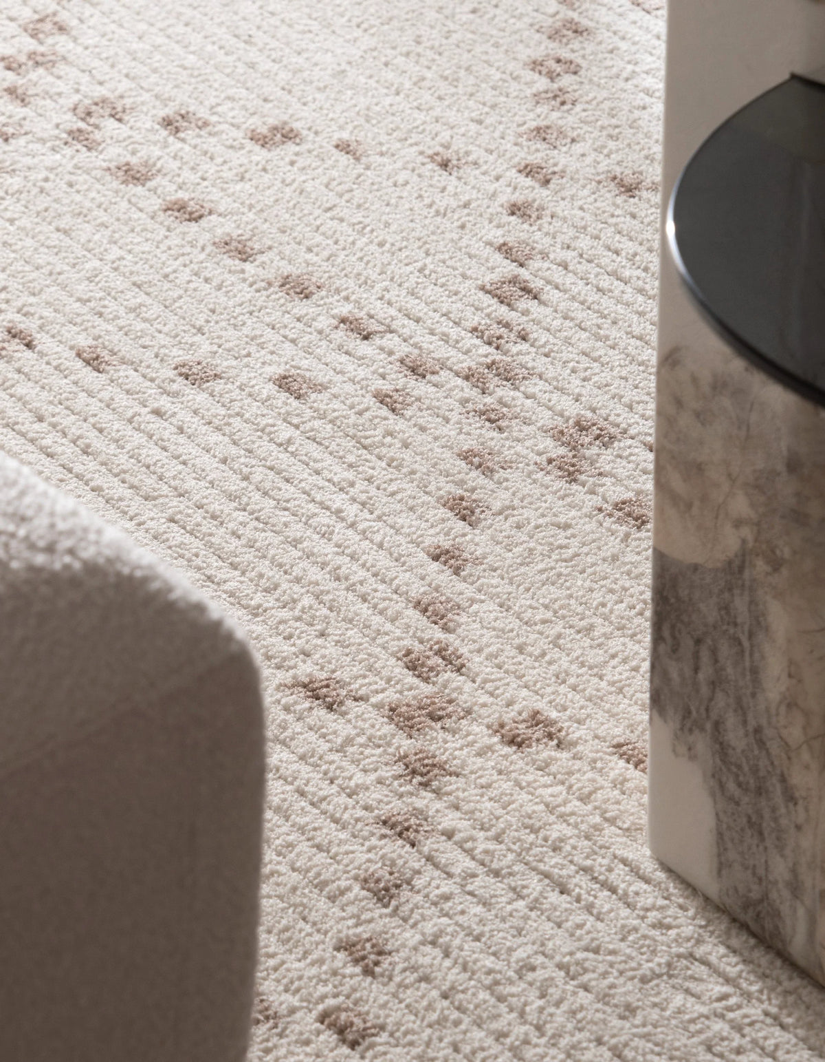 Rechteck Teppich St. Gallen Folklore in Weiss von Hadorn™ - Lifestyle Image