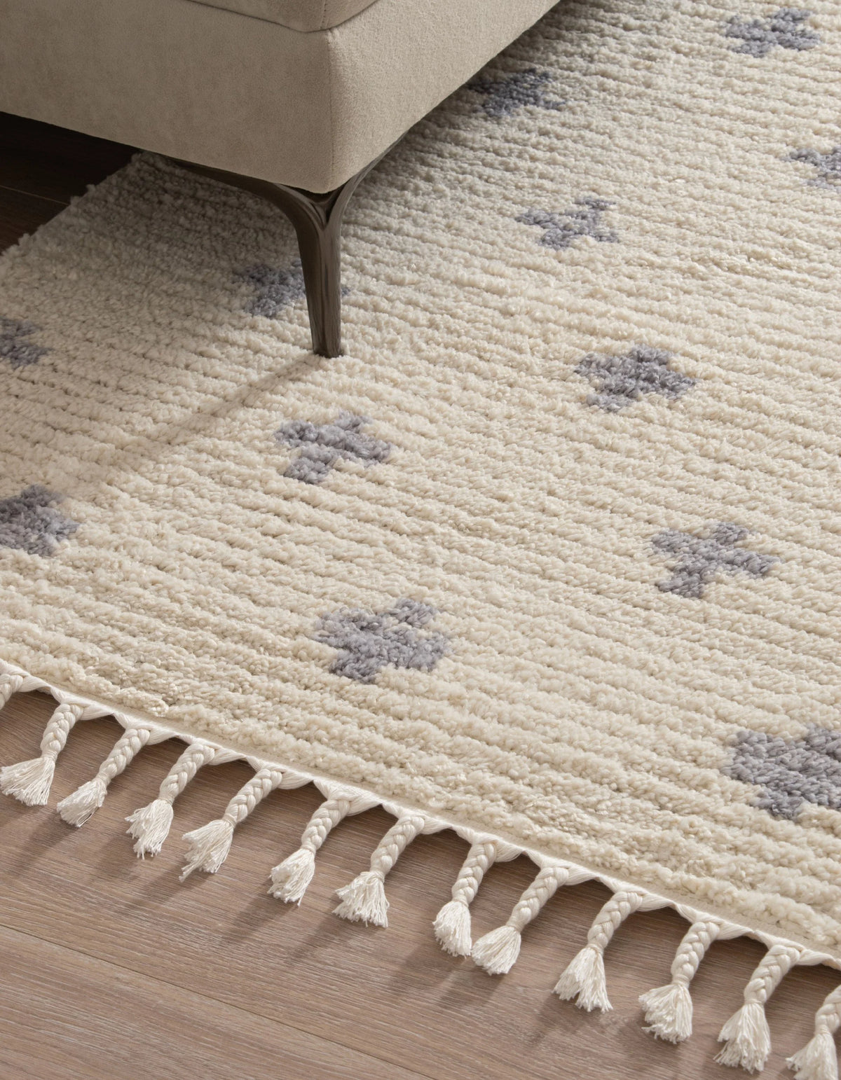 Läufer Teppich Frauenfeld Rood in Beige von Hadorn™ - Lifestyle Image