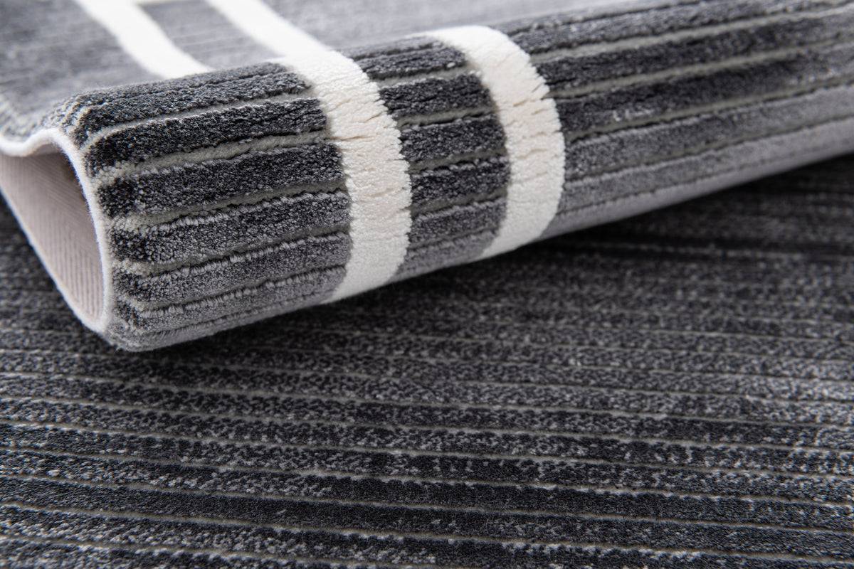 Läufer Luxus Teppich Flims in Grau von Hadorn™ - Lifestyle Image