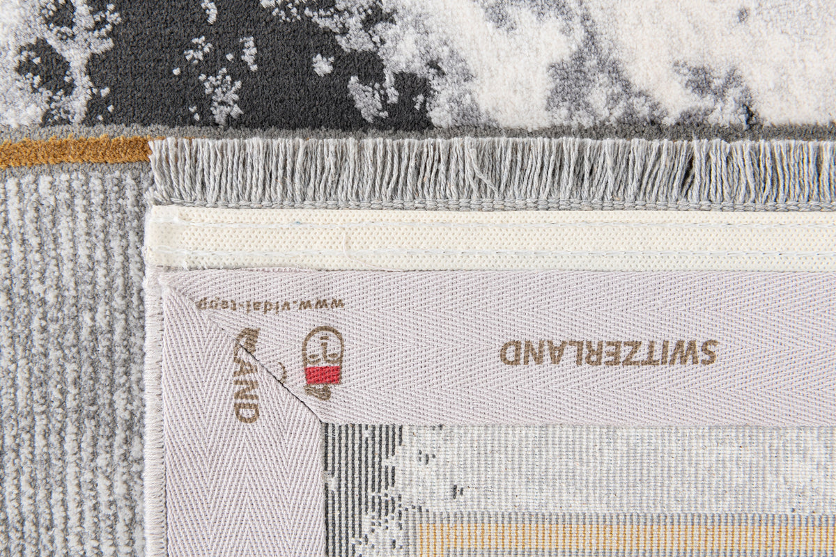Rechteck Luxus Teppich Zurich in Weiss von Hadorn™ - Lifestyle Image