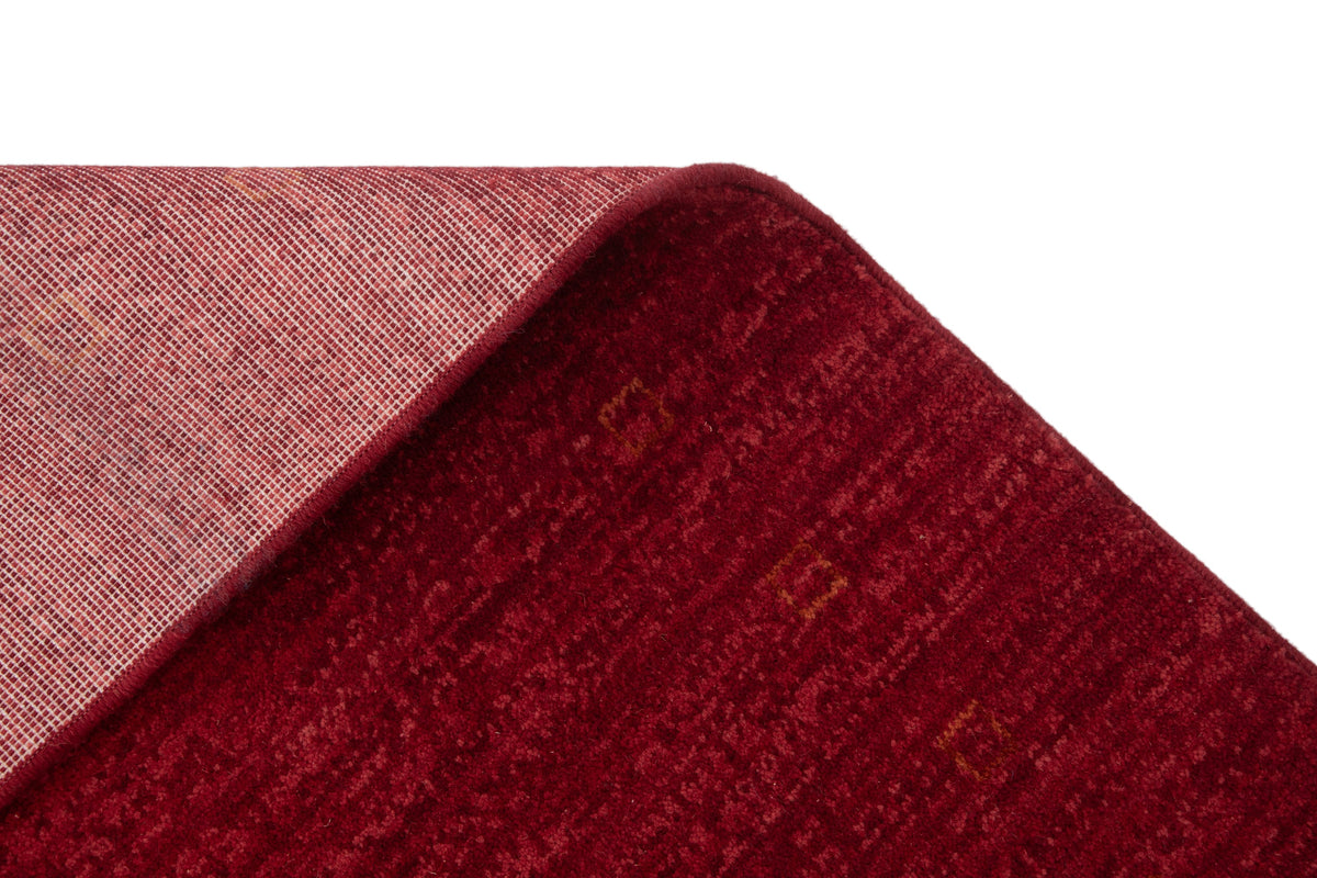 Rechteck Teppich Emmen in Rot von Hadorn™ - Lifestyle Image