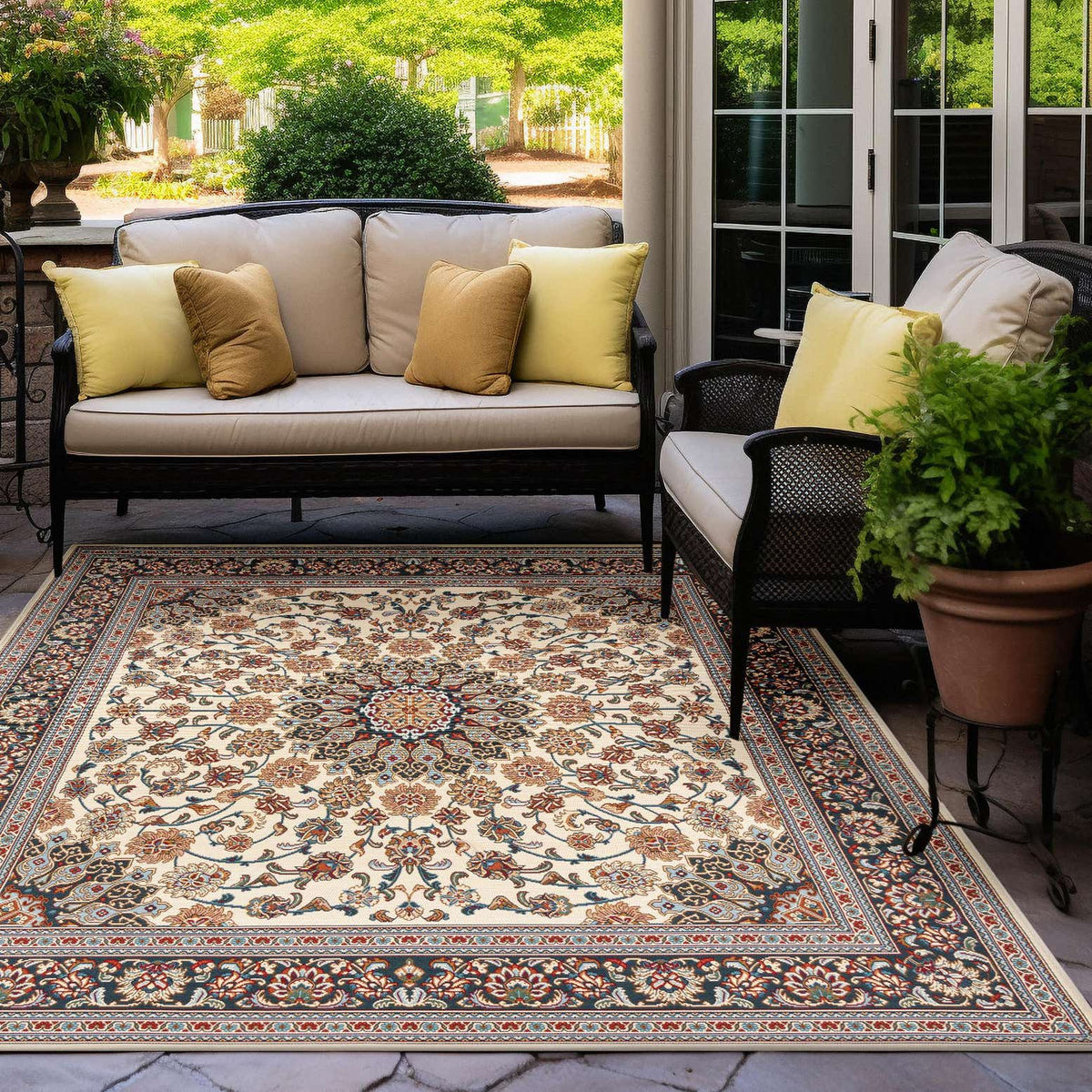 Outdoor Traditional