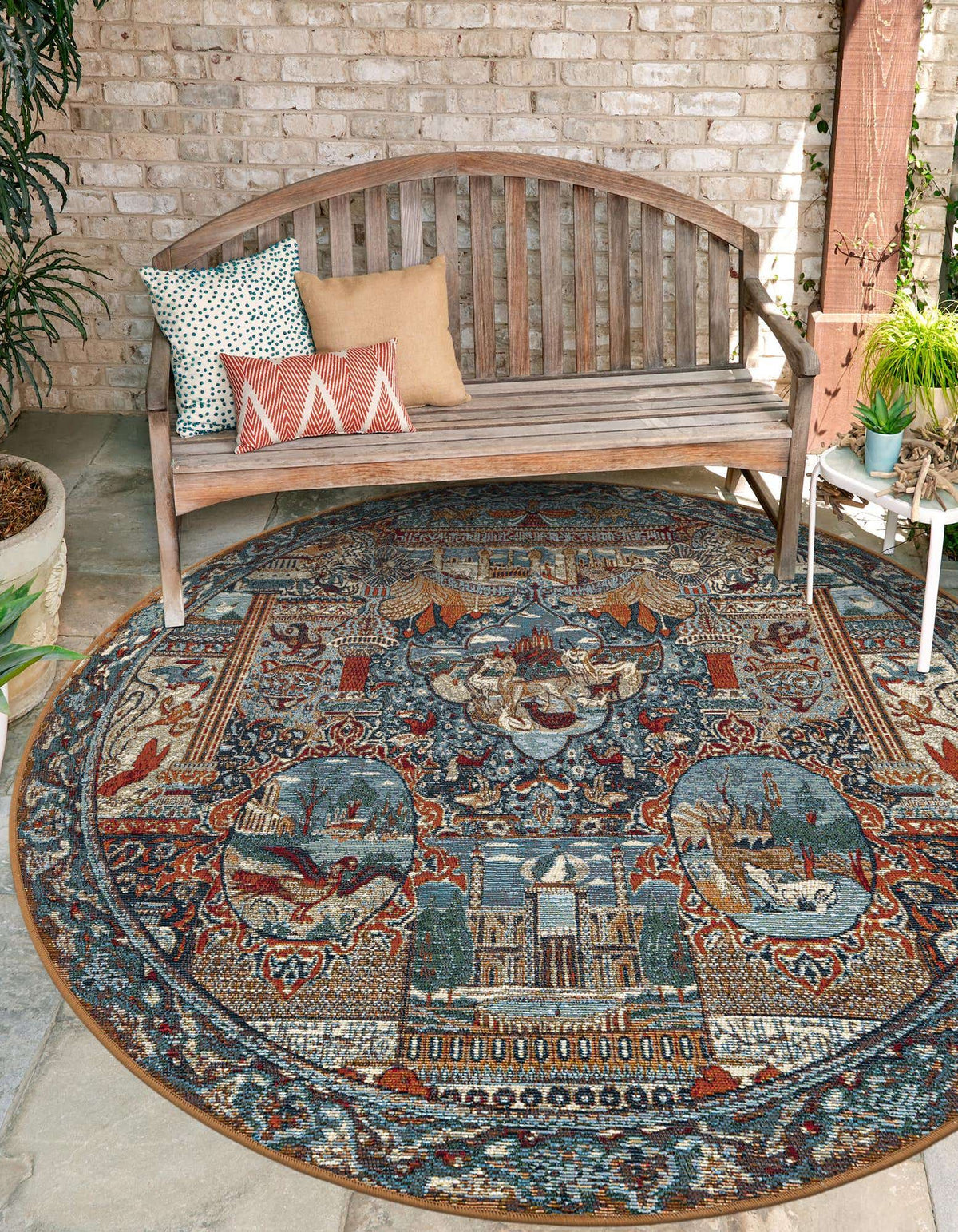 Outdoor Traditional