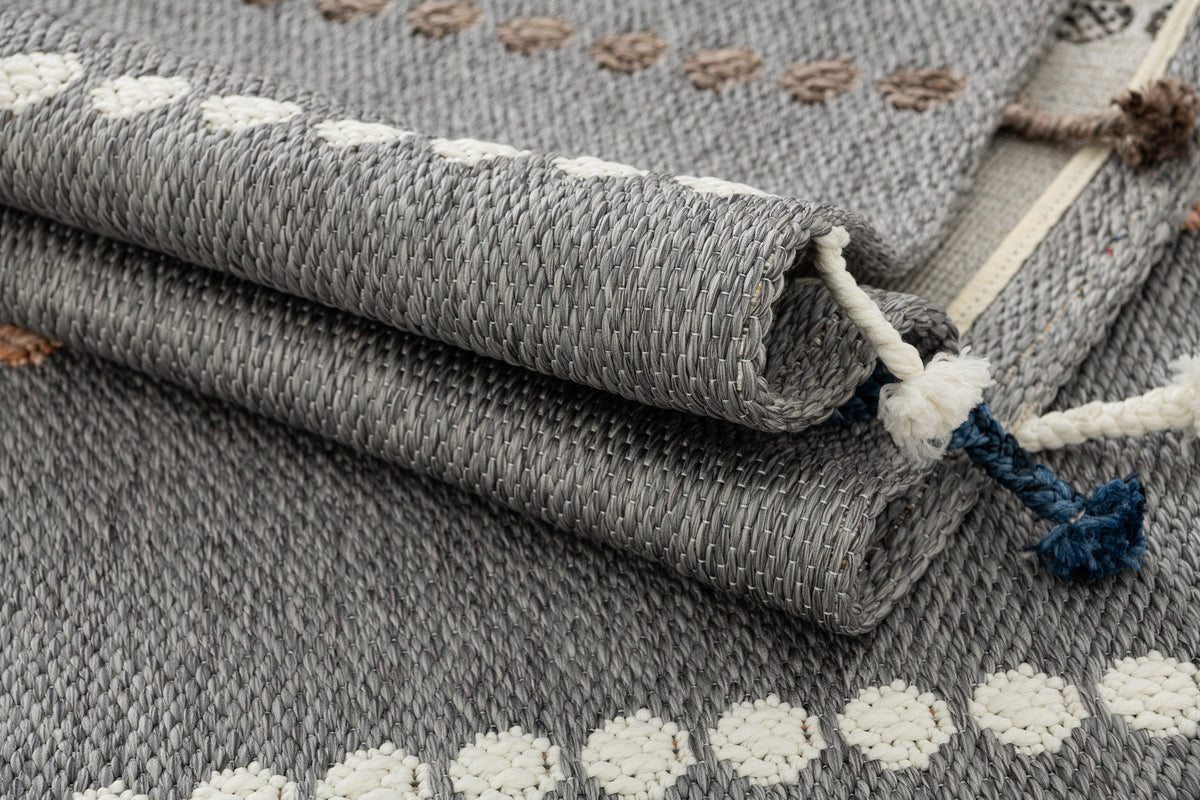 Rechteck Teppich Juniper Classic in Grau von Hadorn™ - Lifestyle Image