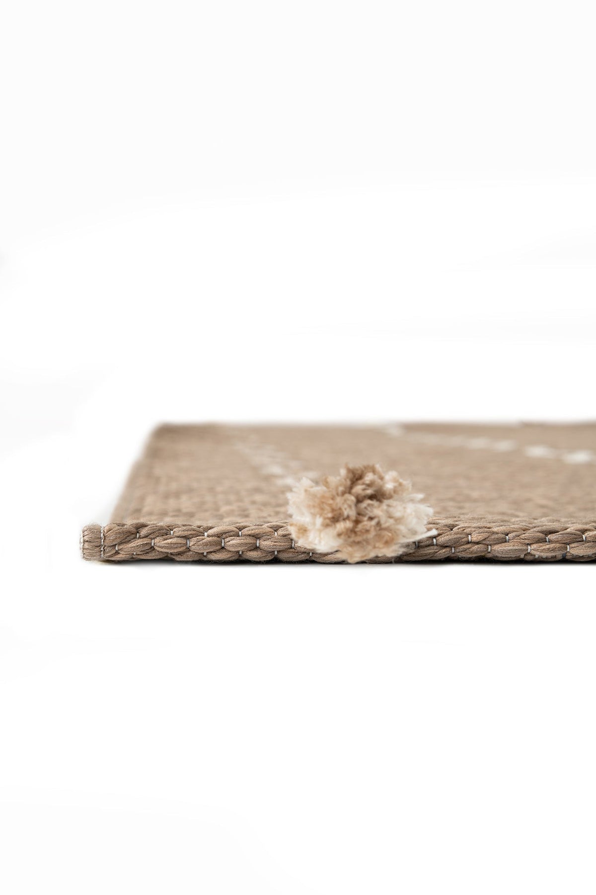 Rechteck Teppich Juniper Classic in Braun von Hadorn™ - Lifestyle Image