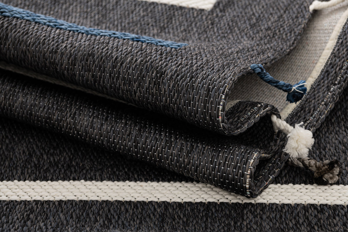 Rechteck Teppich Juniper Boho in Anthrazit von Hadorn™ - Lifestyle Image
