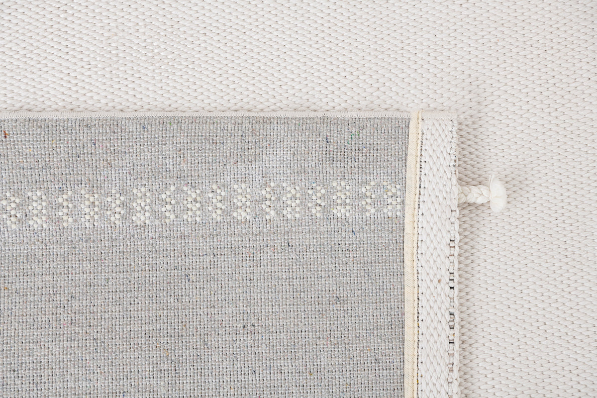 Läufer Teppich Juniper Solid in Weiss von Hadorn™ - Lifestyle Image