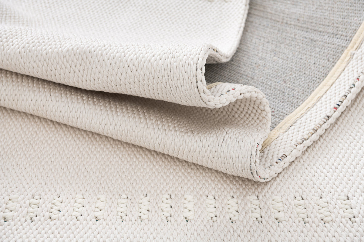 Läufer Teppich Juniper Solid in Weiss von Hadorn™ - Lifestyle Image