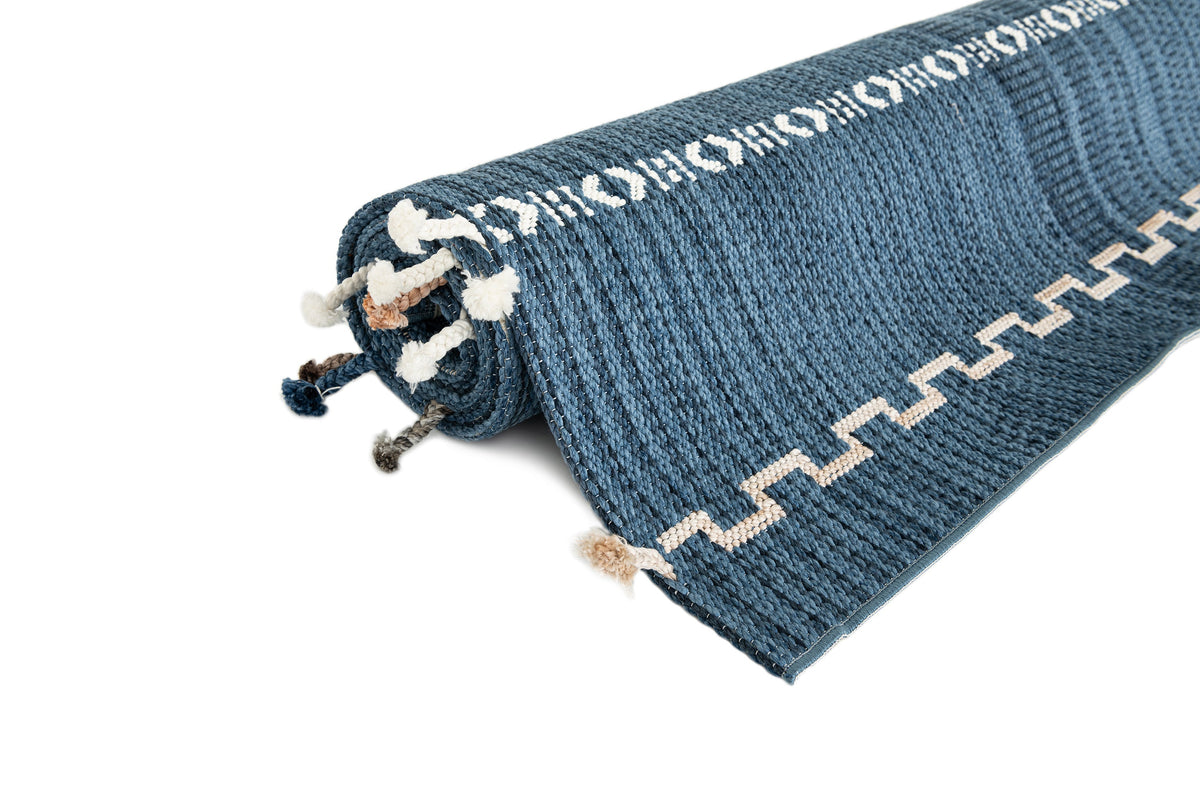 Läufer Teppich Juniper Greka in Blau von Hadorn™ - Lifestyle Image