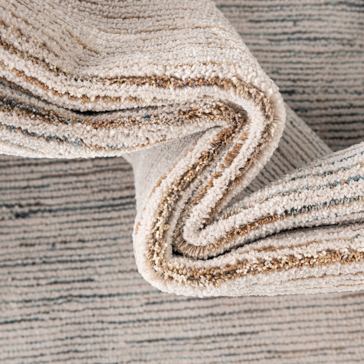 Läufer Teppich Zora Blege in Blau von Hadorn™ - Lifestyle Image