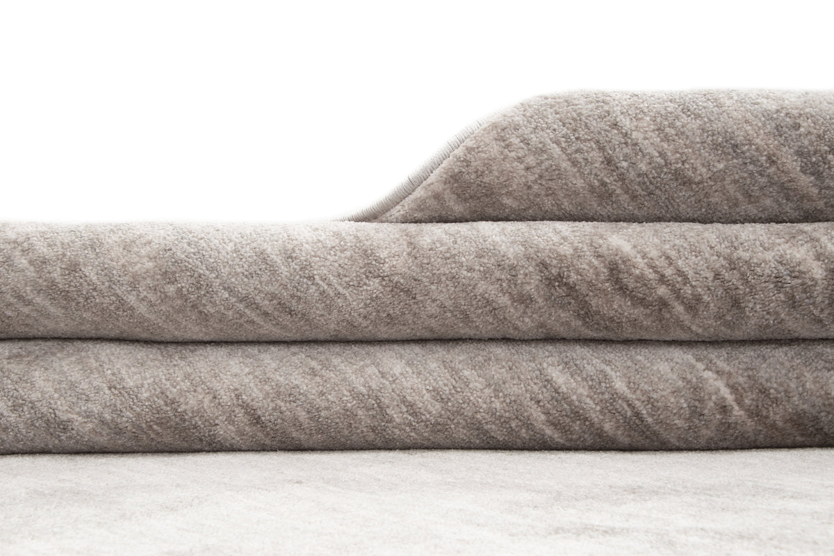 Läufer Teppich Gabbeh Design in Grau von Hadorn™ - Lifestyle Image