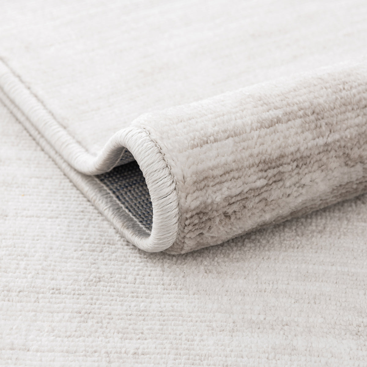 Rechteck Teppich Gabbeh Design in Hellgrau von Hadorn™ - Lifestyle Image