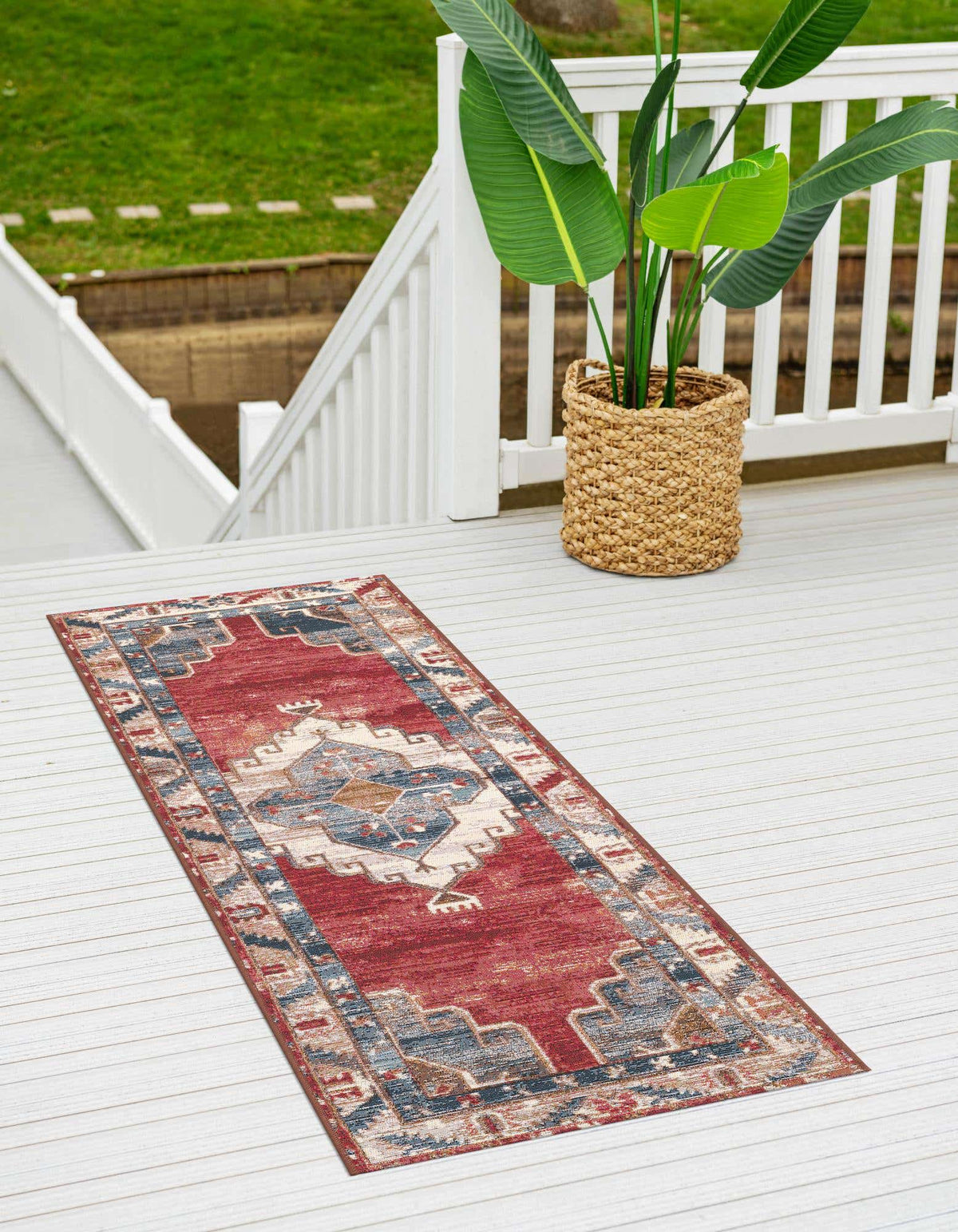 Outdoor Traditional