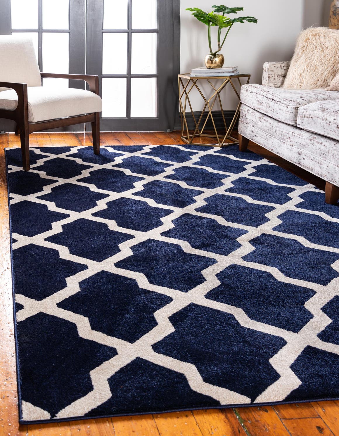 Rechteck Teppich Trellis in Marineblau von Hadorn™ - Lifestyle Image