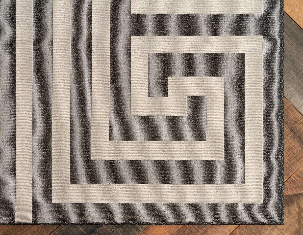 366 x 274 Greek Key