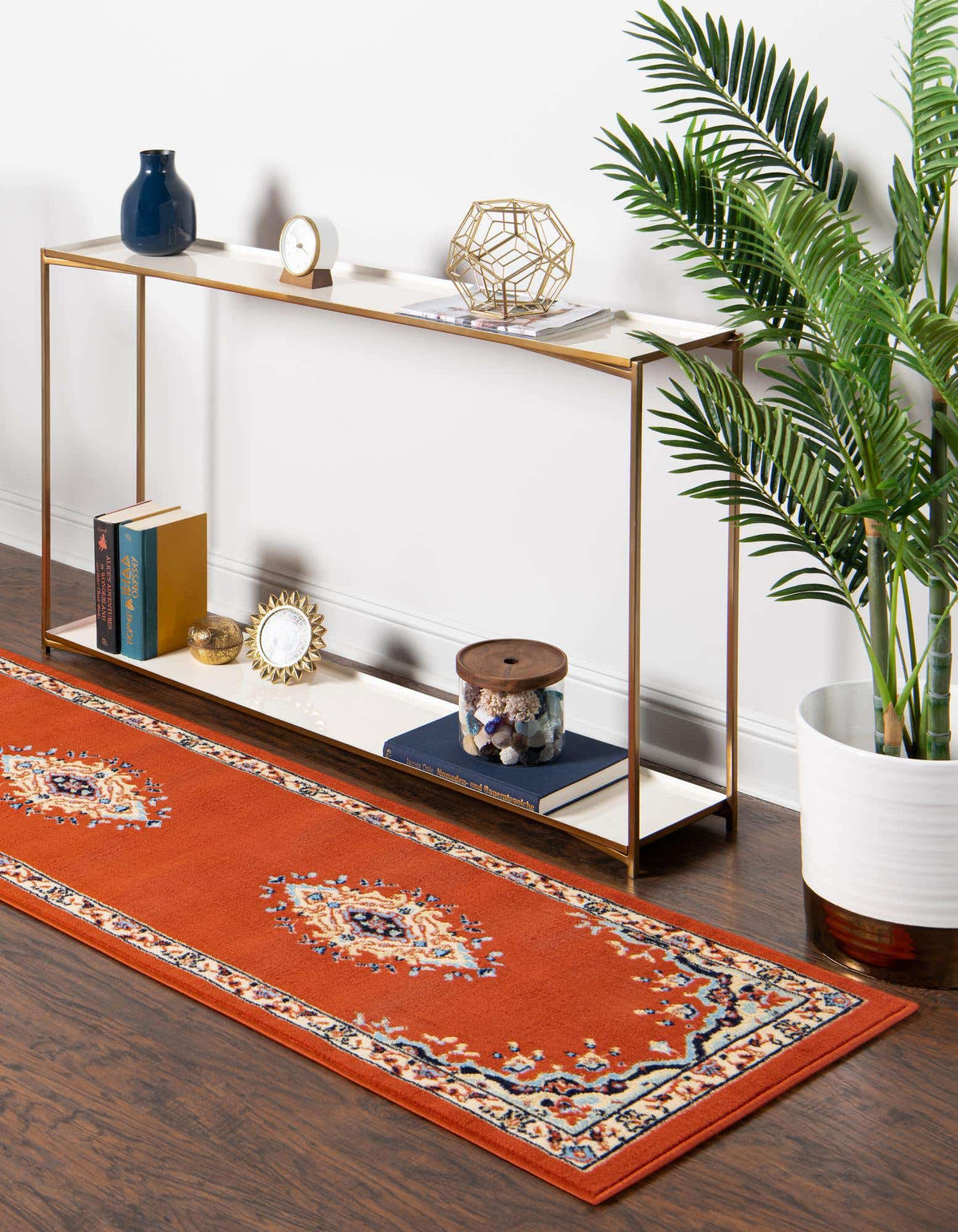 Läufer Teppich Mashhad Design in Rot von Hadorn™ - Lifestyle Image