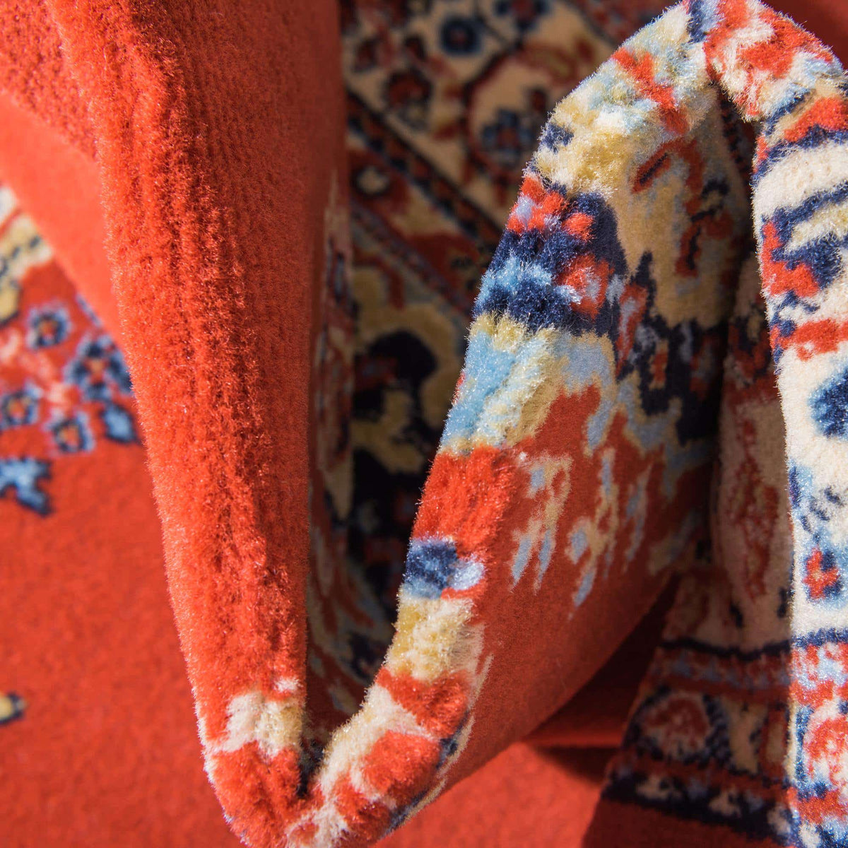 Läufer Teppich Mashhad Design in Rot von Hadorn™ - Lifestyle Image