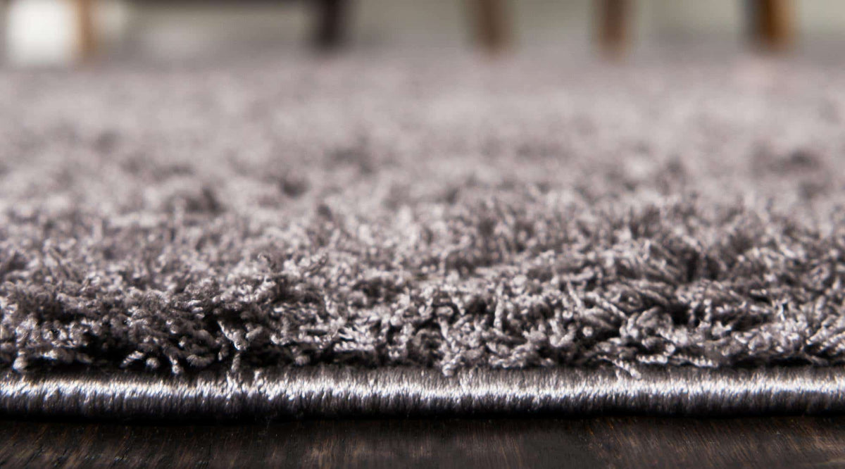 Rechteck Hochflorteppich Studio Solid Shag in Dunkelgrau von Hadorn™ - Lifestyle Image