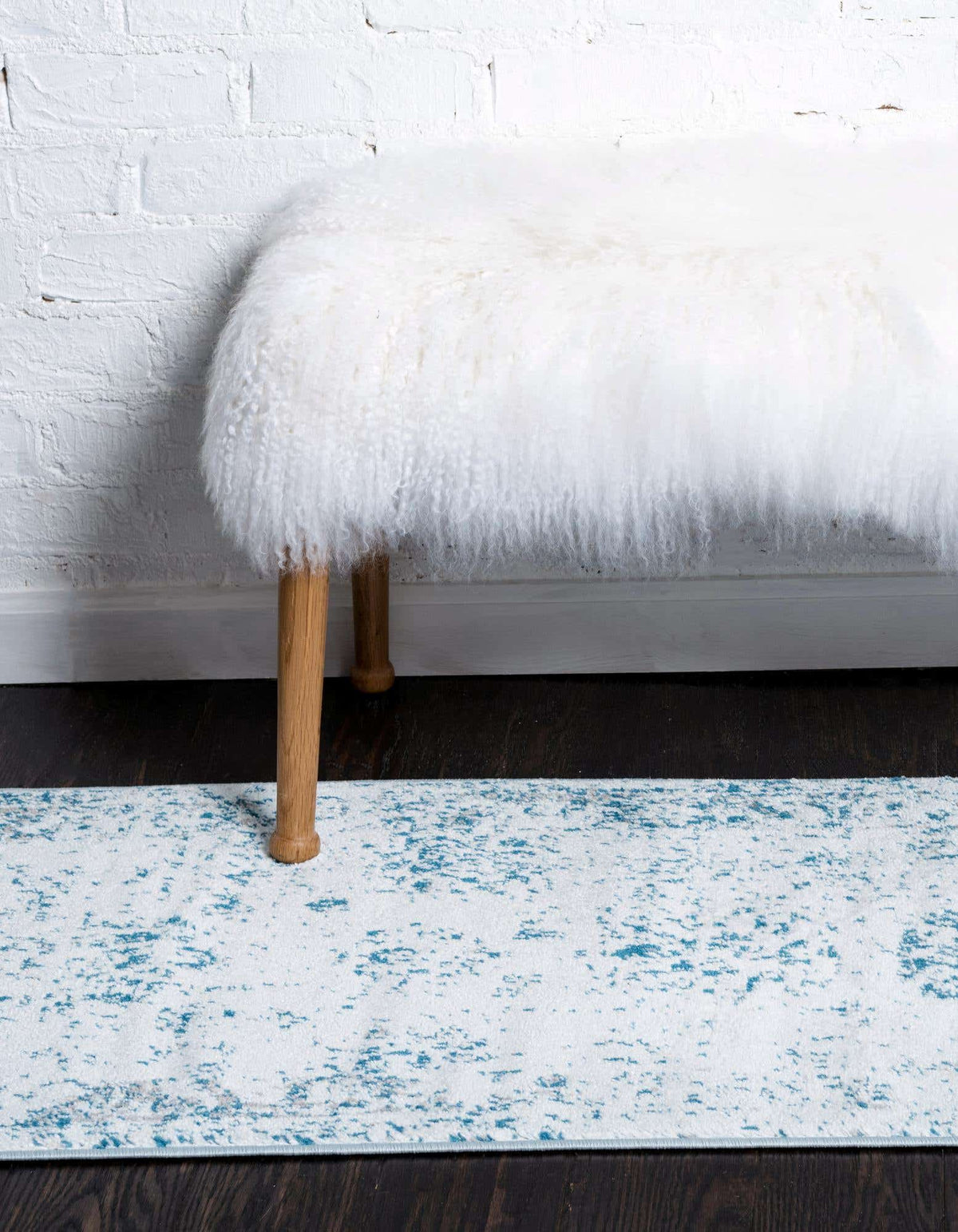 Läufer Teppich Monaco in Hellblau von Hadorn™ - Lifestyle Image