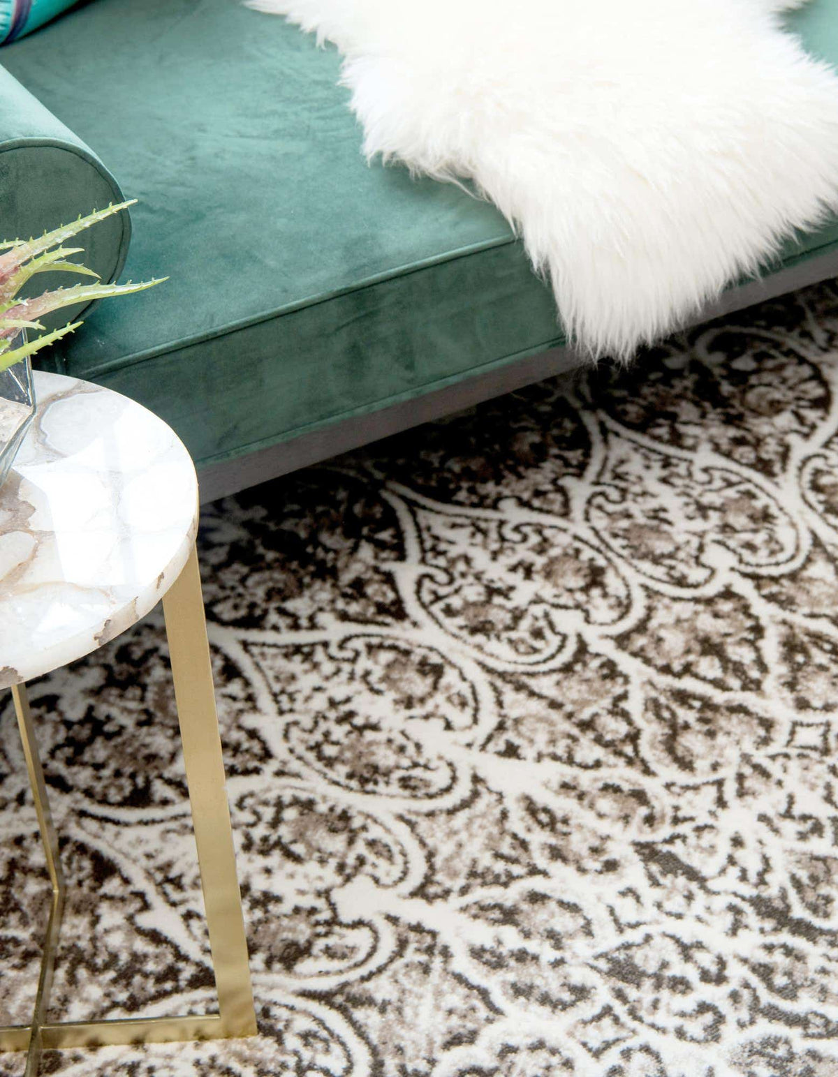 Rechteck Teppich Monaco in Braun von Hadorn™ - Lifestyle Image