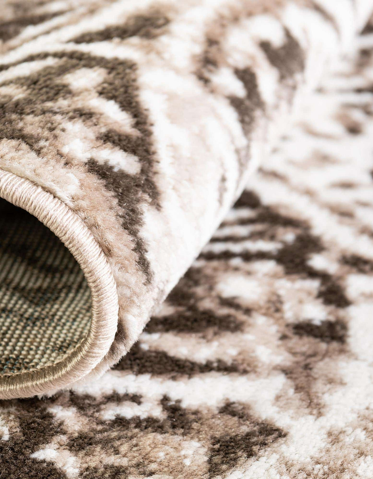 Rechteck Teppich Monaco in Braun von Hadorn™ - Lifestyle Image