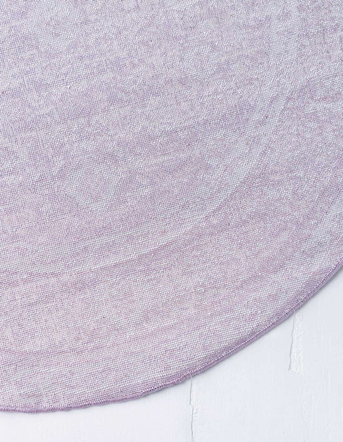Rund Teppich Legacy in Violett von Hadorn™ - Lifestyle Image