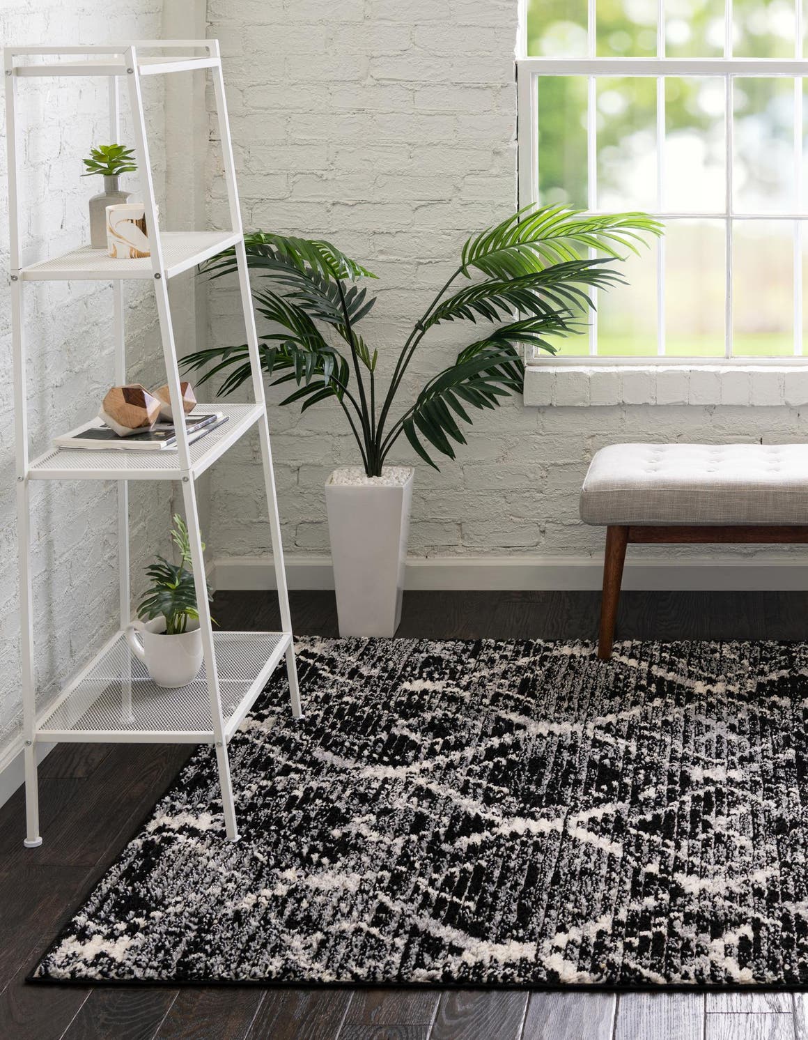 Rechteck Teppich Tucson in Schwarz von Hadorn™ - Lifestyle Image