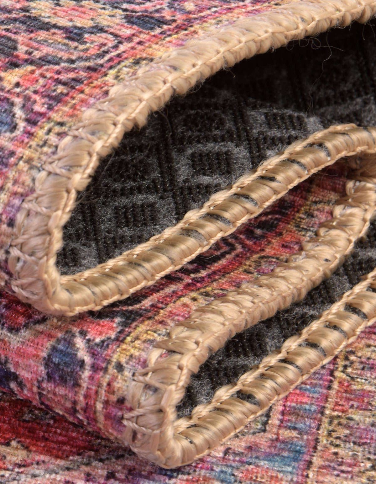 Rechteck Teppich Timeless in Rot von Hadorn™ - Lifestyle Image