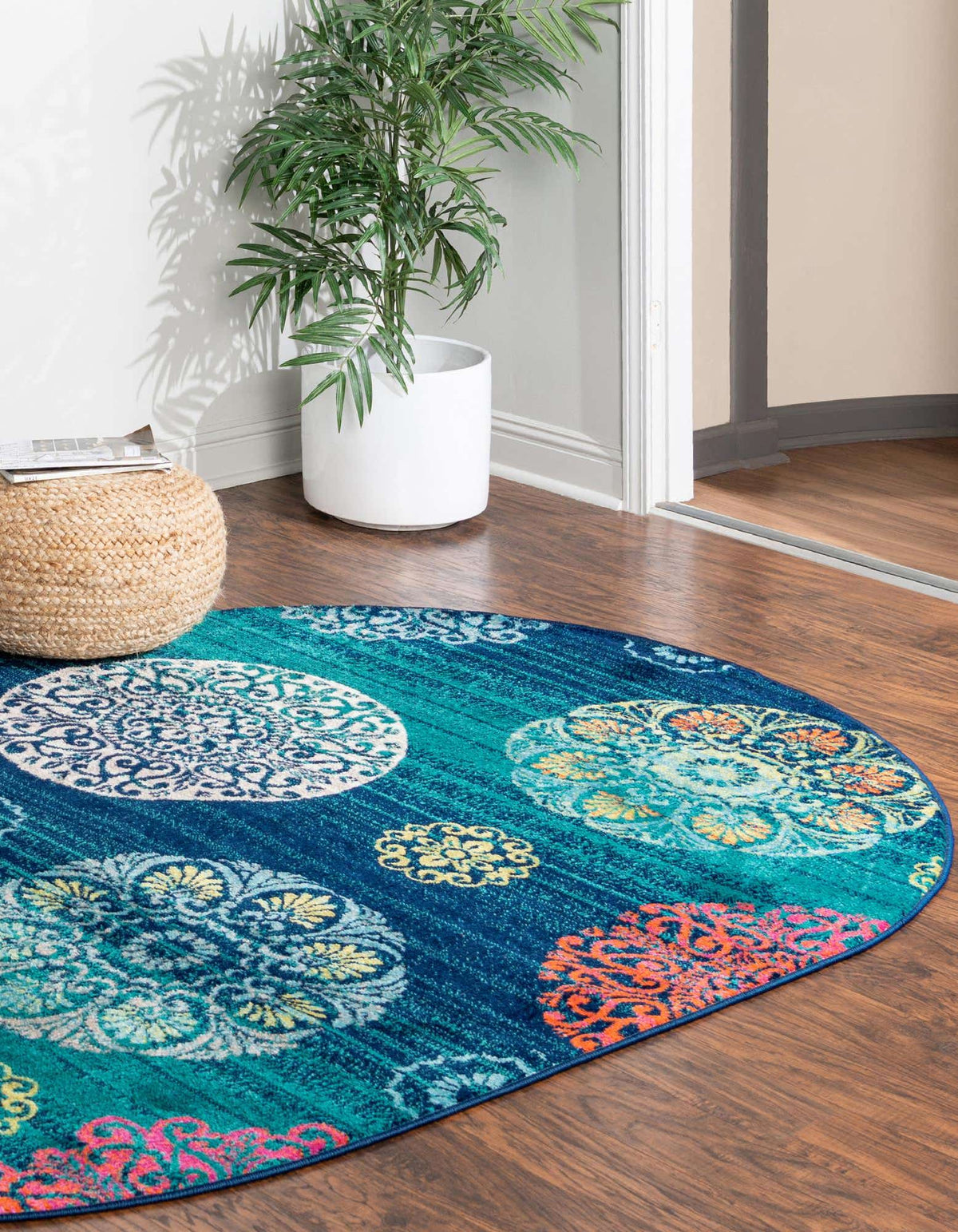 Oval Teppich Azalea in Marineblau von Hadorn™ - Lifestyle Image
