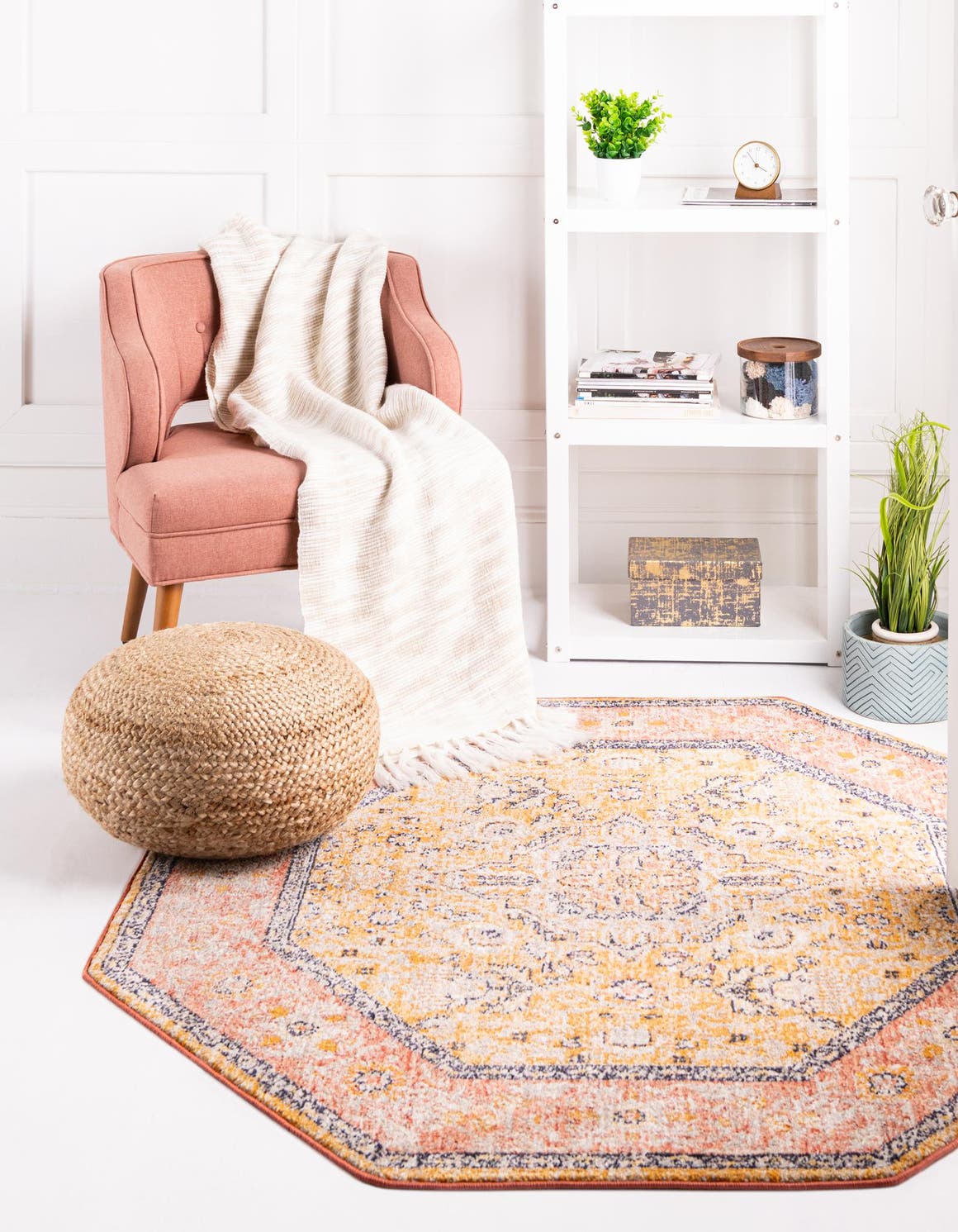 Achteck Teppich Lola in Gelb von Hadorn™ - Lifestyle Image