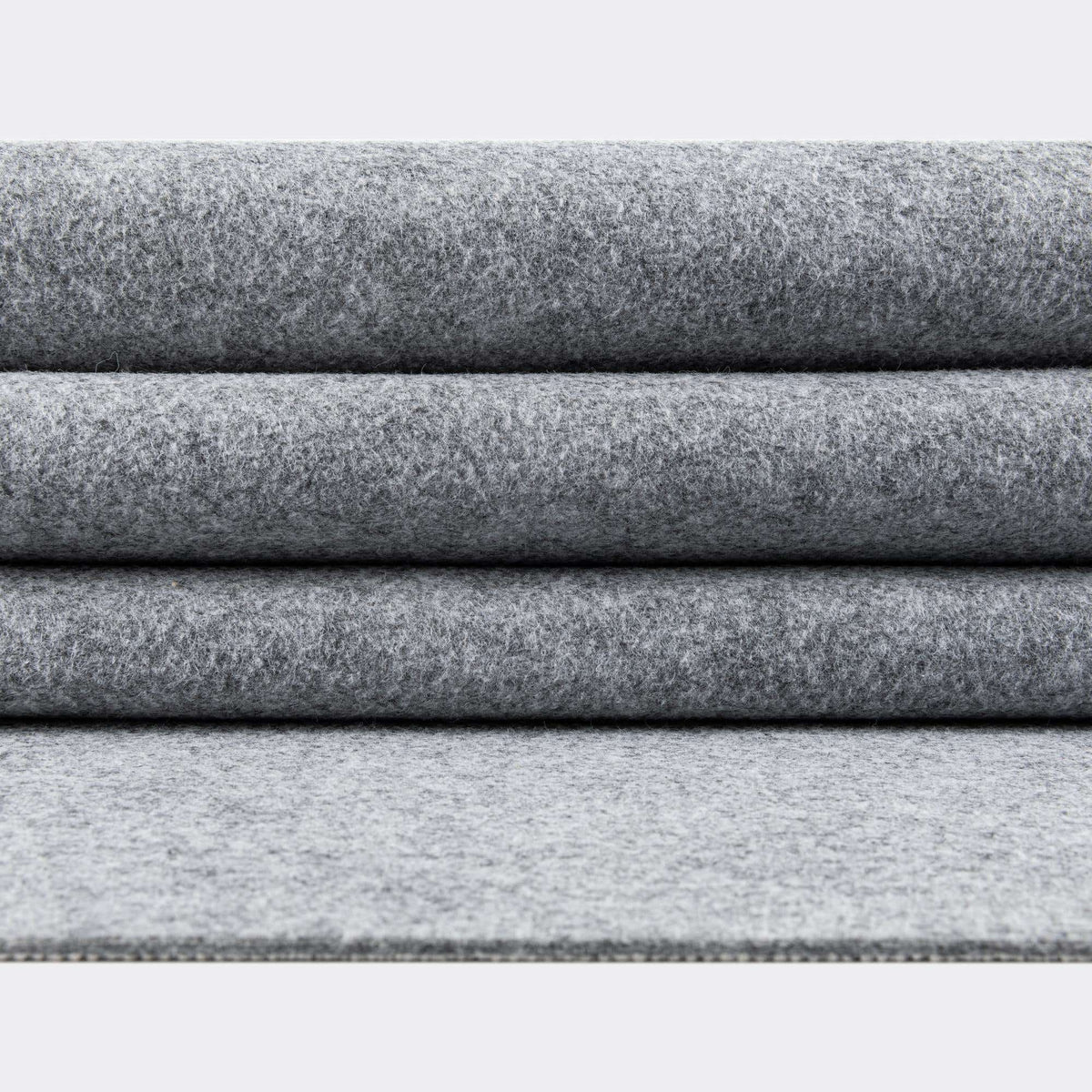Rechteck Teppich Hadorn Pad in Grau von Hadorn™ - Lifestyle Image