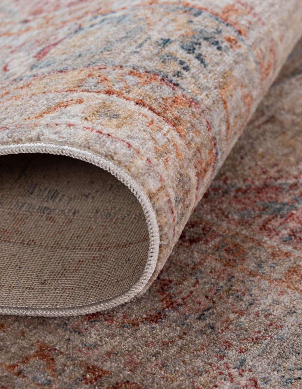 Rechteck Teppich Noble in Mehrfarbig von Hadorn™ - Lifestyle Image