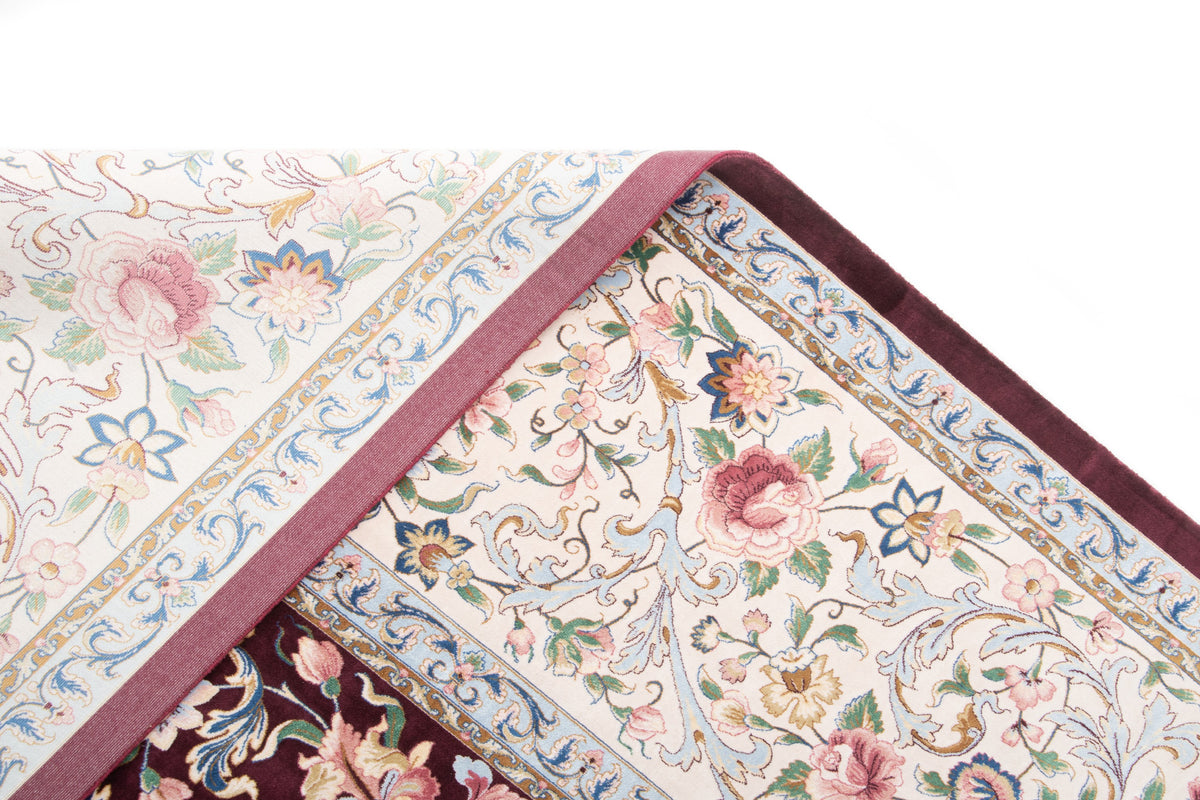 Rechteck Teppich Ghom Design in Burgund von Hadorn™ - Lifestyle Image