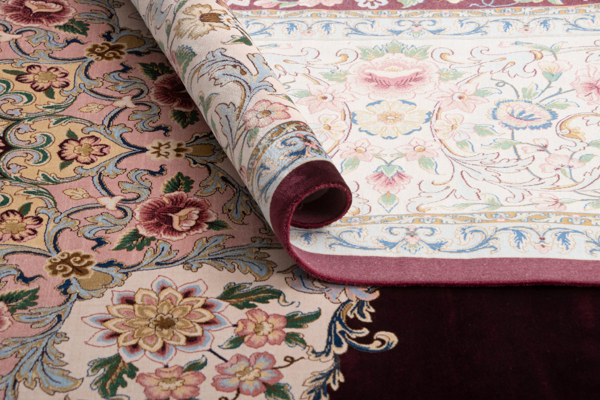 Rechteck Teppich Ghom Design in Burgund von Hadorn™ - Lifestyle Image